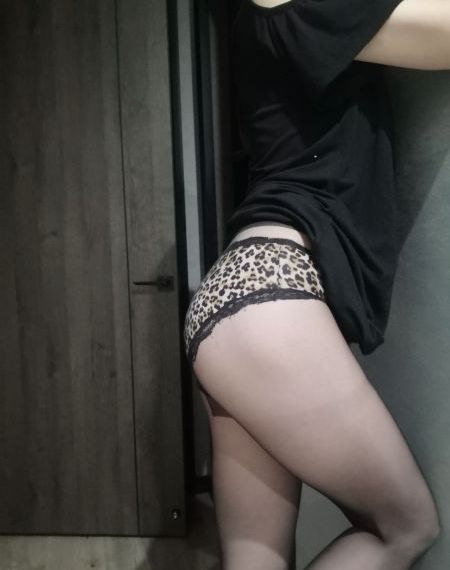91自慰喷水流白浆免费观看_HD电影在线看