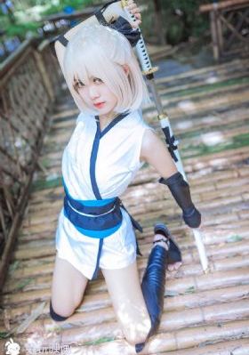 欧美制服丝袜另类日韩中文字幕_1080在线观看电视