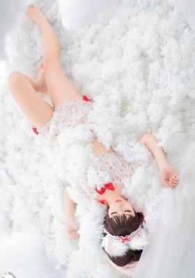 国产精品美女久久久久av爽_高清完整视频观看