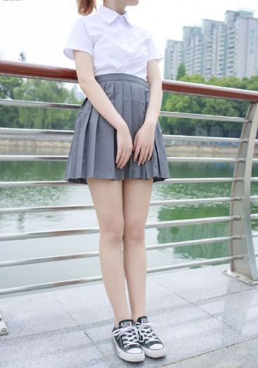 欧美久久精品视频_720完整版观看