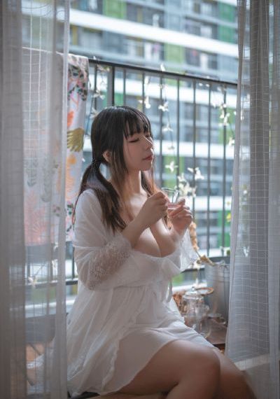 日韩精品无码免费一区二区三区_超清免费高清观看