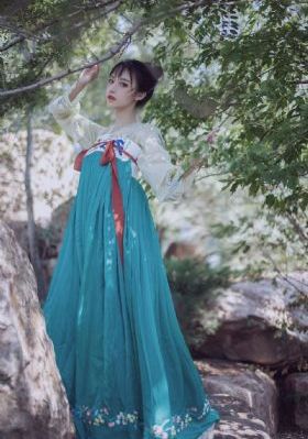 幻女与人xx00毛片_720免费高清观看